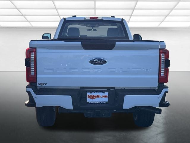 2025 Ford F-350SD — detail view
