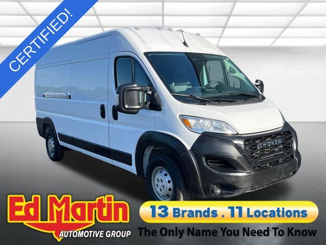 2023 RAM ProMaster 2500 High Roof in Bright White Clearcoat — front three-quarter view