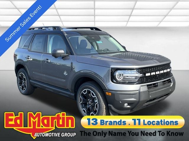 2025 Ford Bronco Sport Outer Banks in Gray Metallic — front three-quarter view